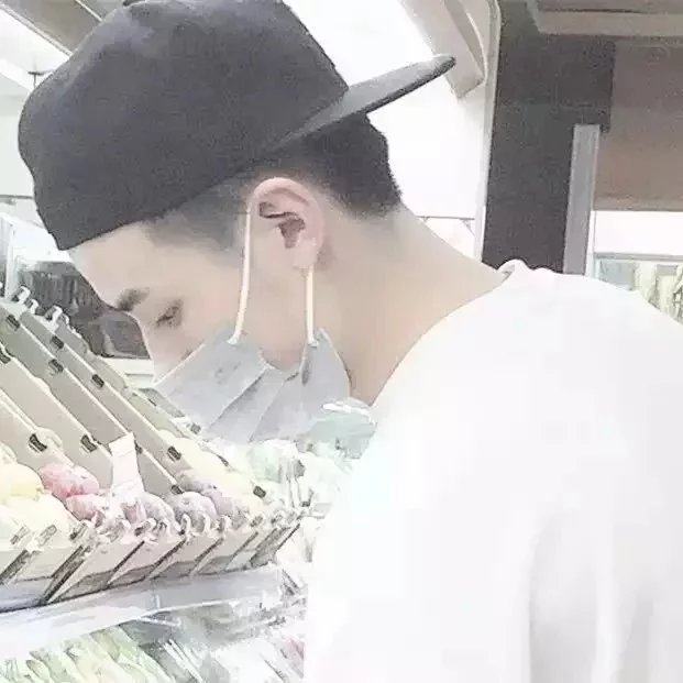 夏侯亨旭新