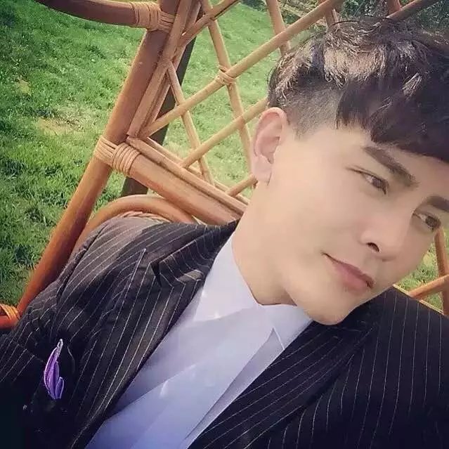 缪士婕磊