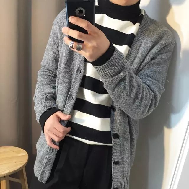 荣月全谦