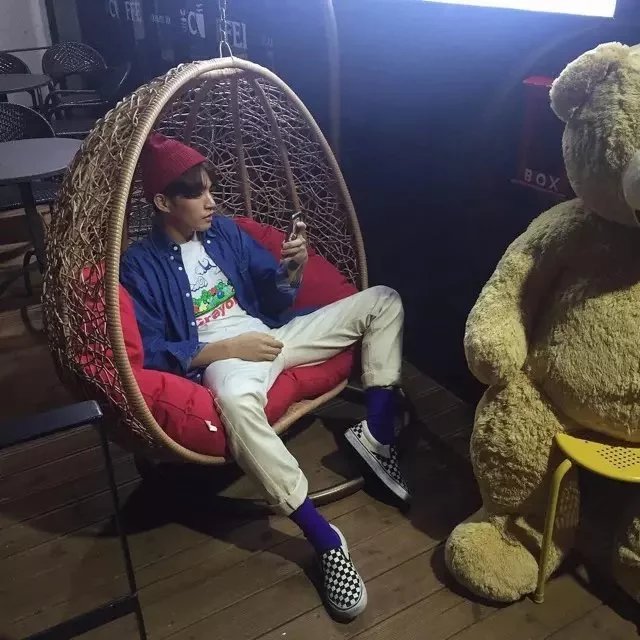 夏磊容成