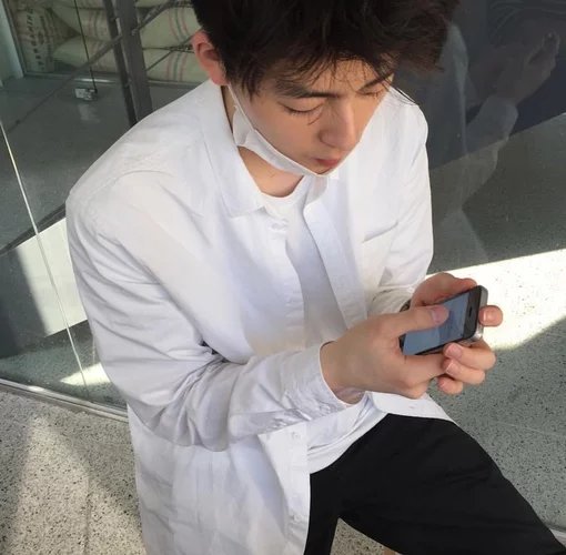 成彪英泽