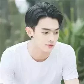 毛羽真彩