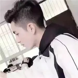 凌有丽昌